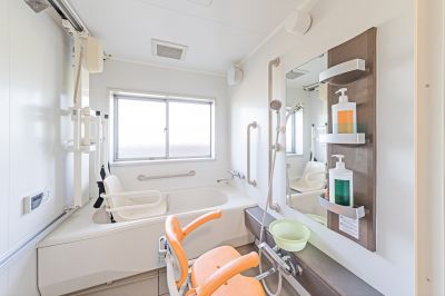 Best Walk-in Tub Remodel Contractors in Durham, NC